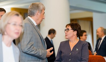 Заседание Законодательного Собрания Оренбургской области